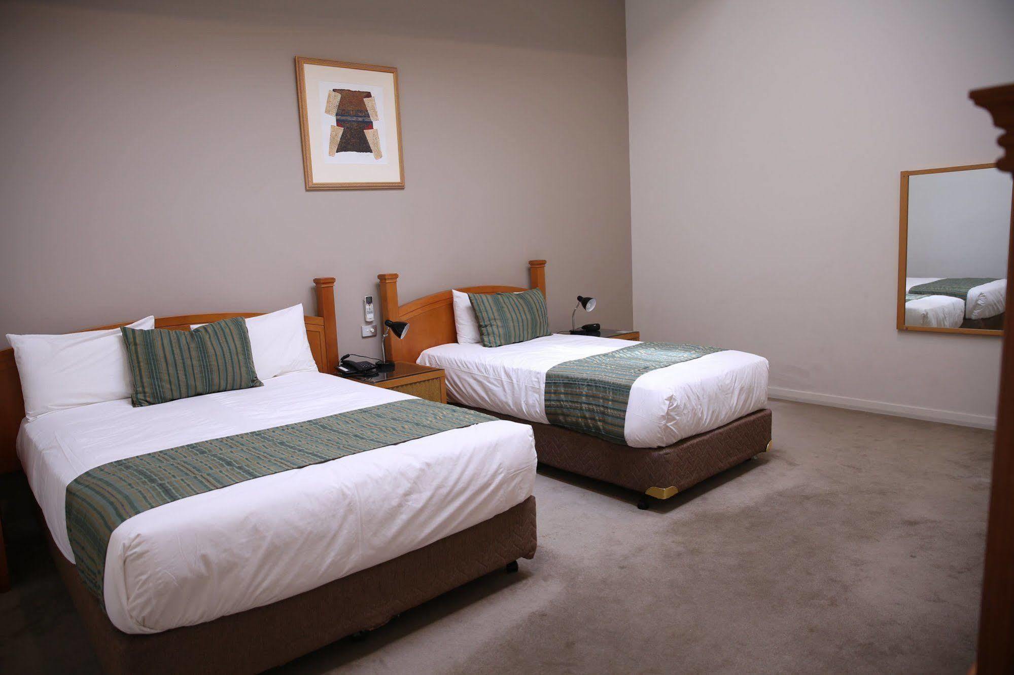 The Grand Motel Гриффит Экстерьер фото