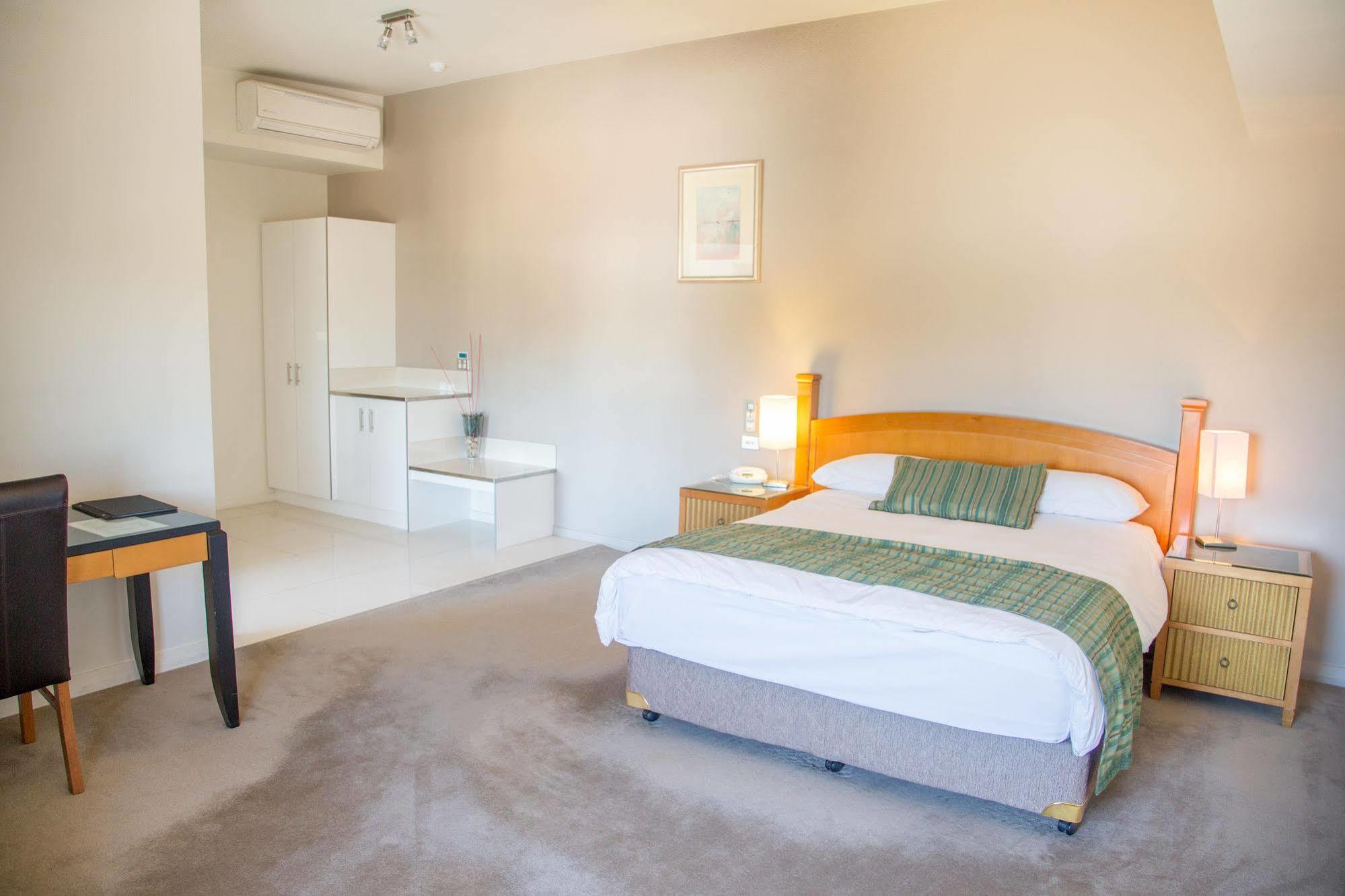 The Grand Motel Гриффит Экстерьер фото